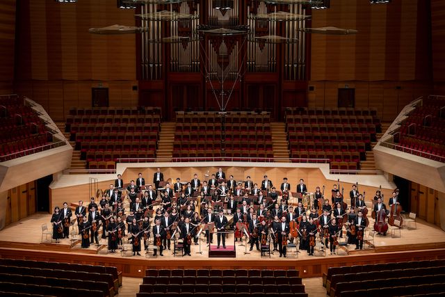 管弦楽：日本フィルハーモニー交響楽団